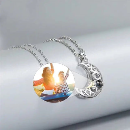 Sonne und Mond-Halskette mit Projektion für ein Bild deiner Wahl - Mija Esro